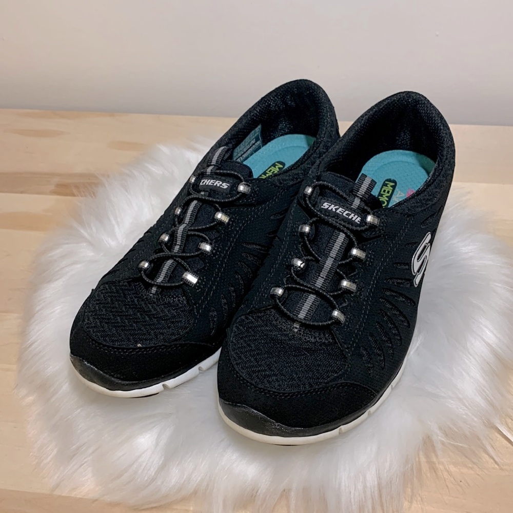 Size 6.5 Skechers black air cooler memory foam